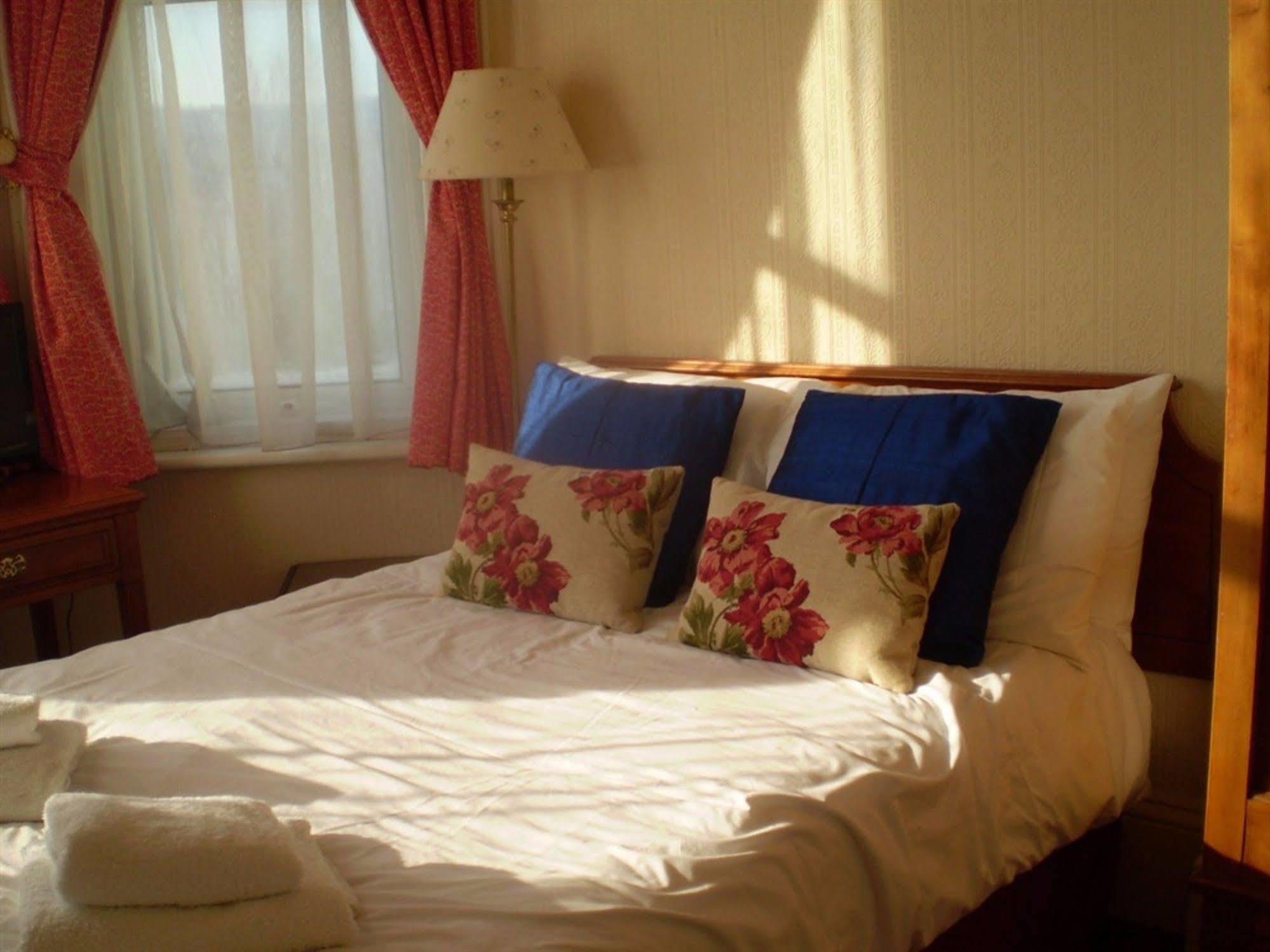 Park View Hotel Истборн Екстериор снимка