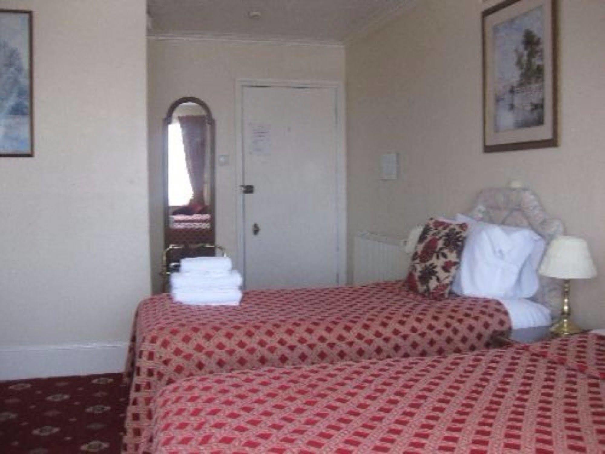 Park View Hotel Истборн Екстериор снимка